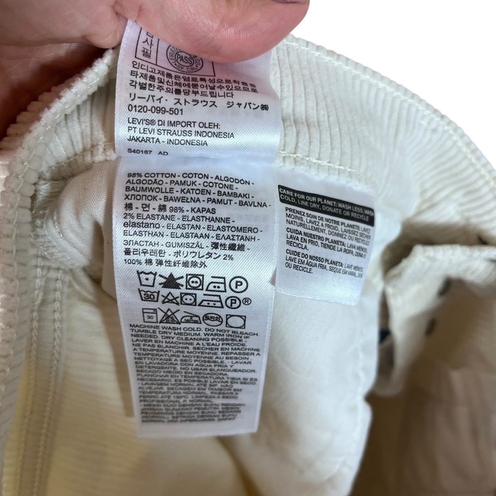 Levi's | Premium Ribcage Straight Ankle Corduroy Pants Cream Beige Boho Prep 31 - Picture 10 of 11